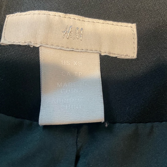 H& M Womens Black  Suit Jacket Size XS - Picture 9 of 12
